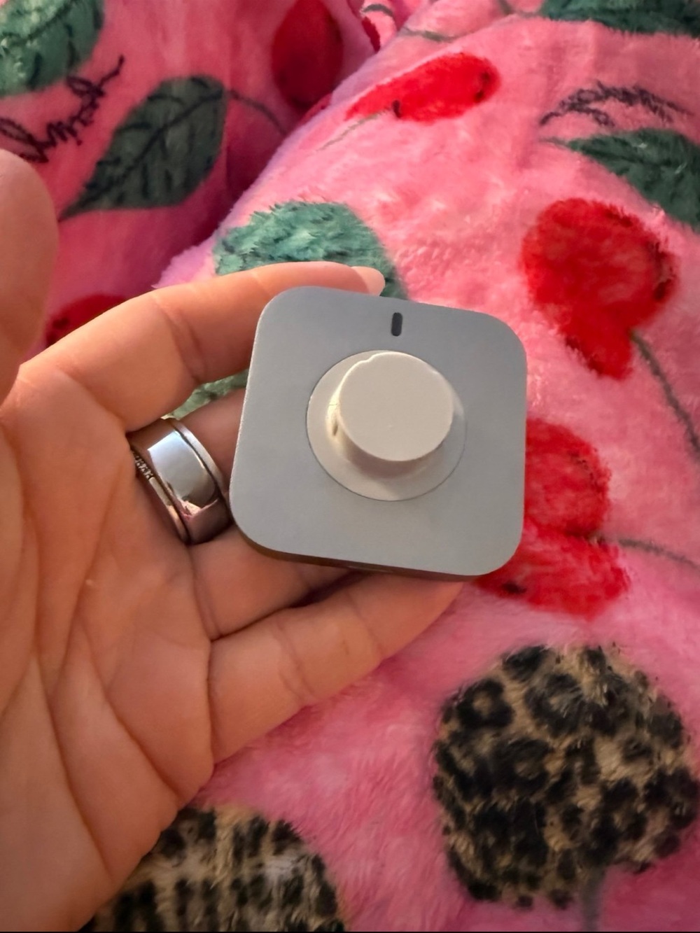 Oura GEN 4 size 9 charger block. ONLY